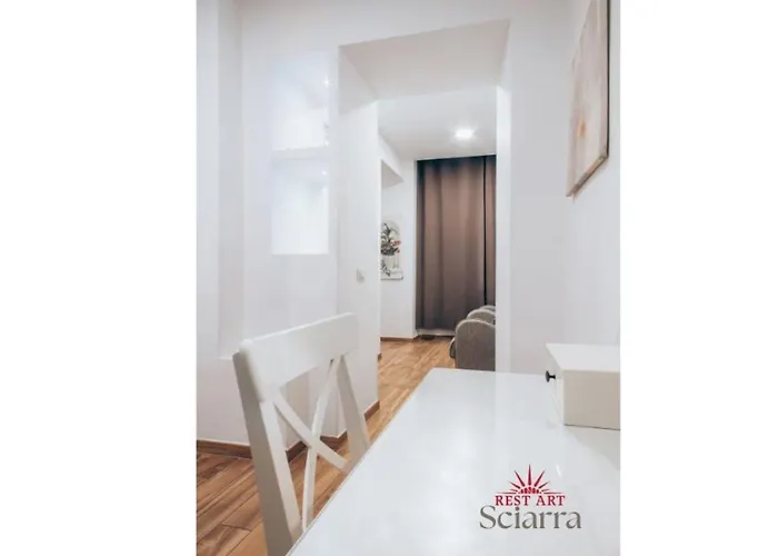Restart Aldobrandini E Sciarra Apartment *